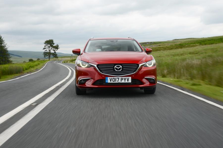  Mazda6 Wagon 2015 года  (UK) (фото 4 из 39)